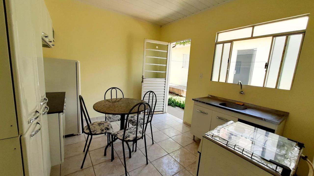 Hospedagensjaguariaiva Appartement Buitenkant foto
