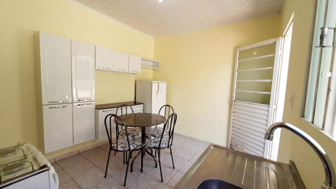 Hospedagensjaguariaiva Appartement Buitenkant foto